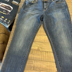 Old Navy Curvy profile mid rise jeans size 10 short